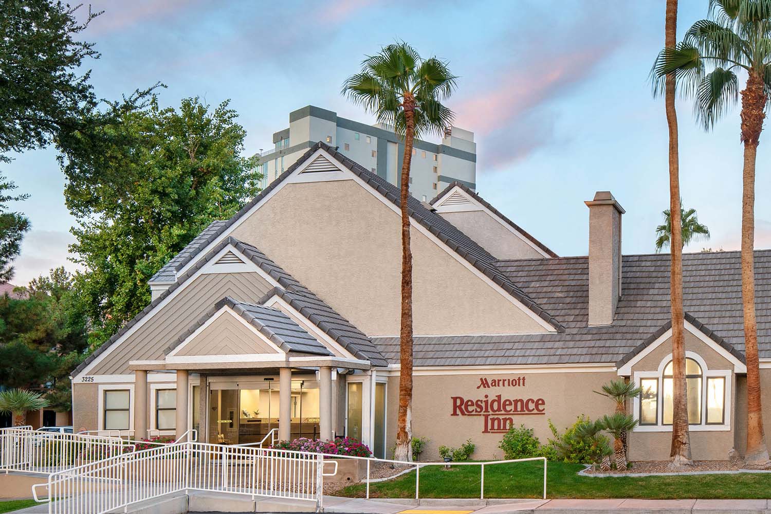 Residence Inn By Marriott Las Vegas Convention Center 675 Reviews