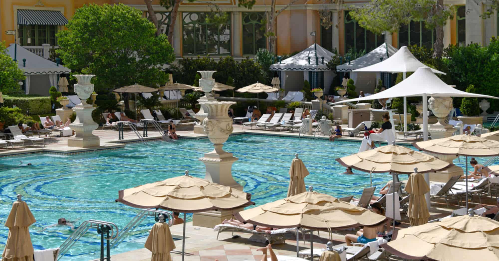 The Best Pools in Las Vegas: Take the Plunge