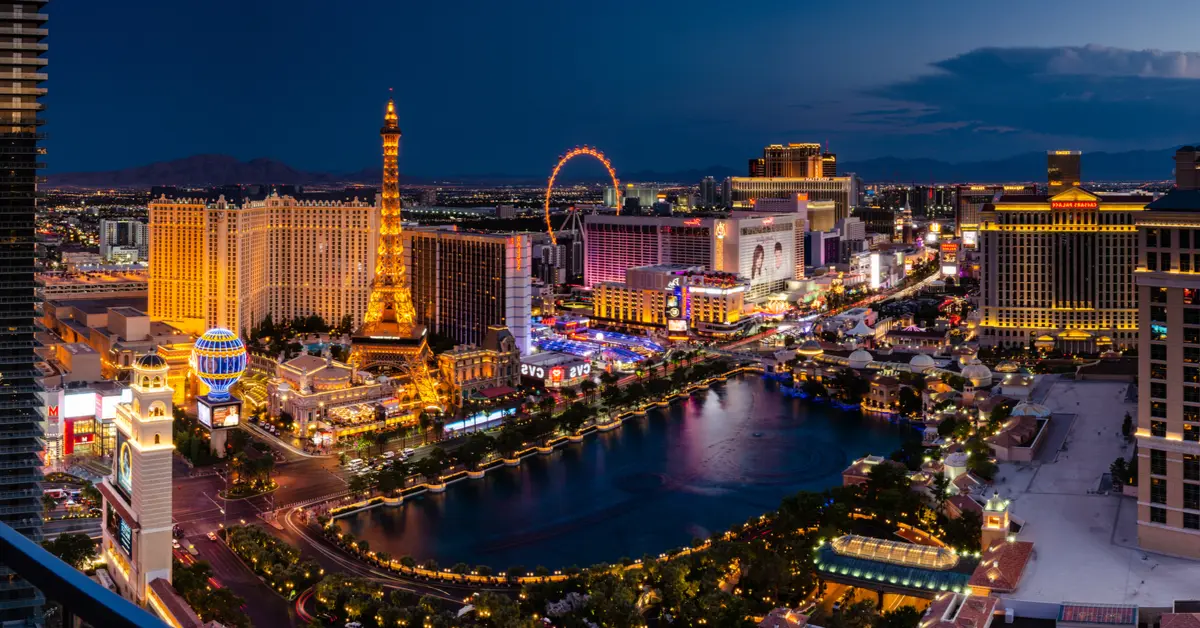 Don't Miss These 8 Activities on the Strip (Plus 3 off the Strip) 