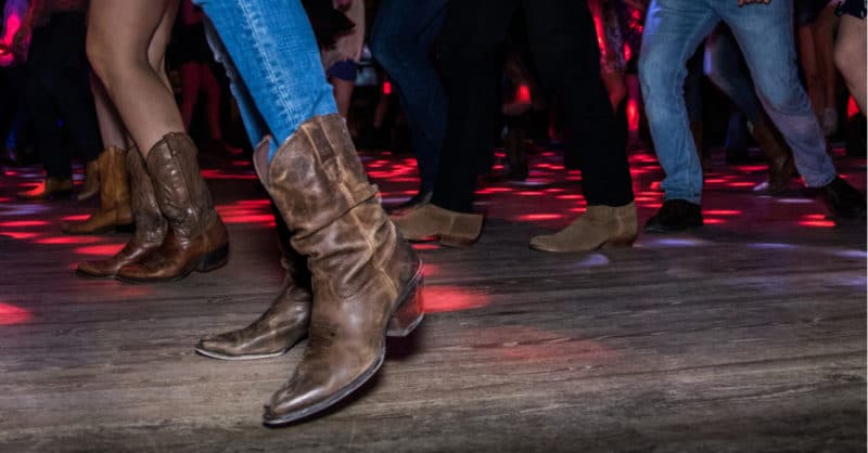Rock up to These 7 Country Bars on the Strip - OnTheStrip.com