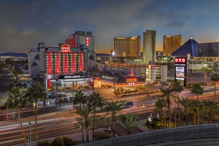 Las Vegas Marriott Review: What To REALLY Expect If You Stay