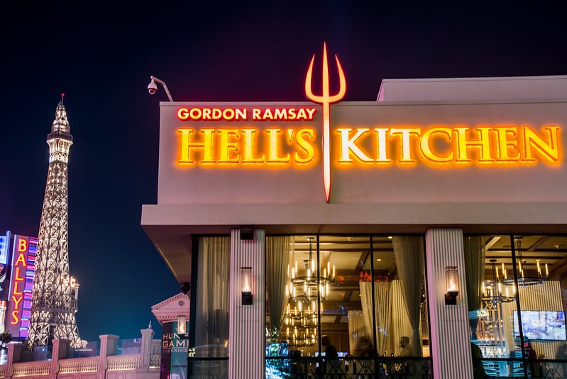 hell's kitchen vegas book a table