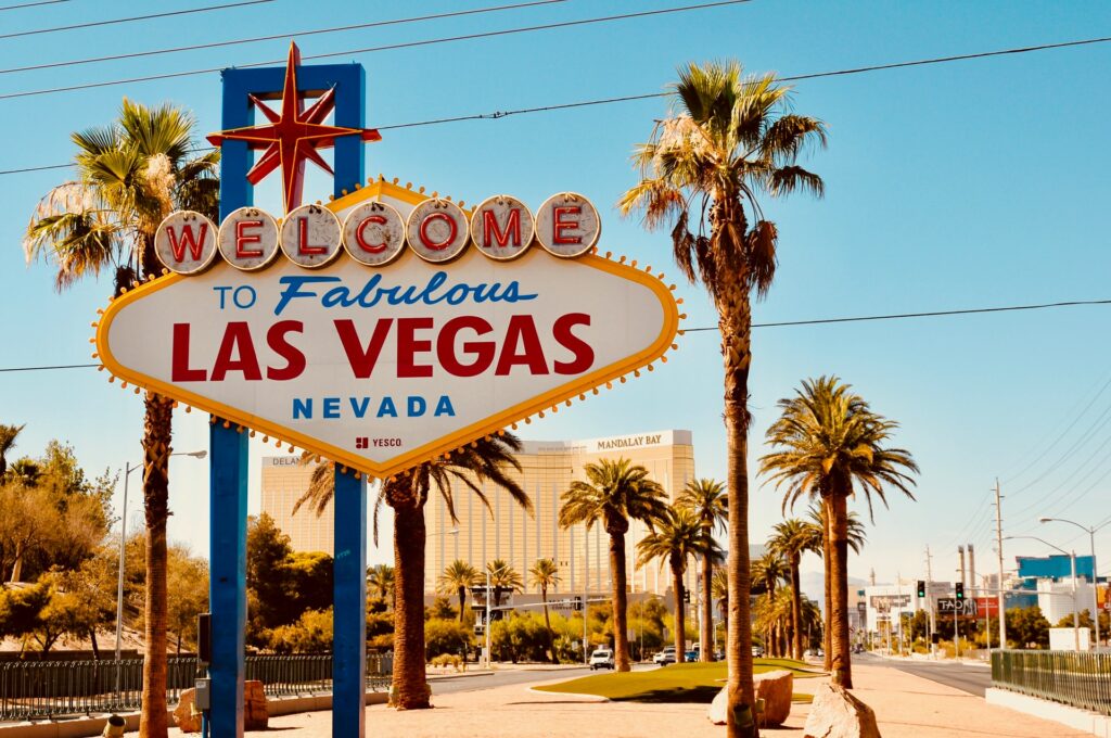Where is the Las Vegas Sign Located? - LazyTrips