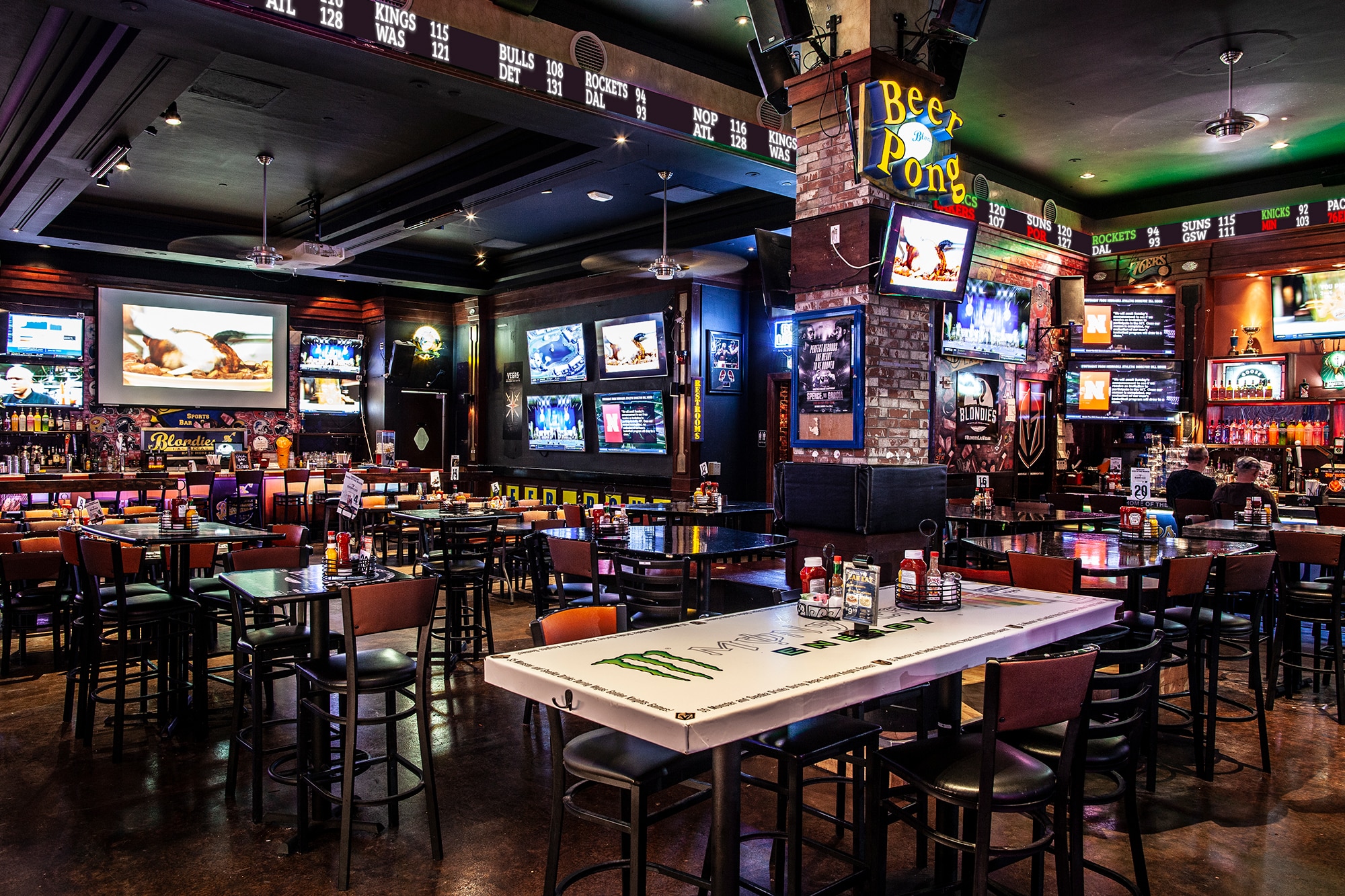 Blondies Las Vegas, Ultimate Destination For Sports Fans