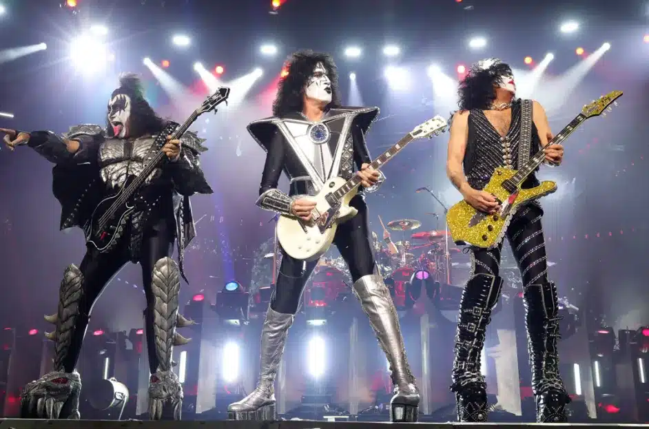 KISS